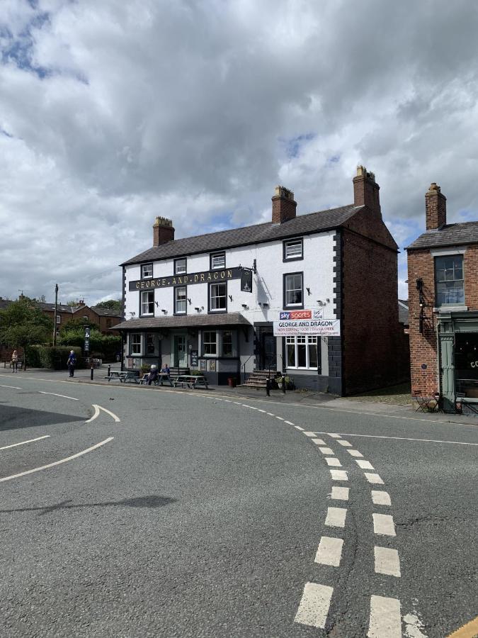 Bed and Breakfast George And Dragon Tarvin Exteriér fotografie